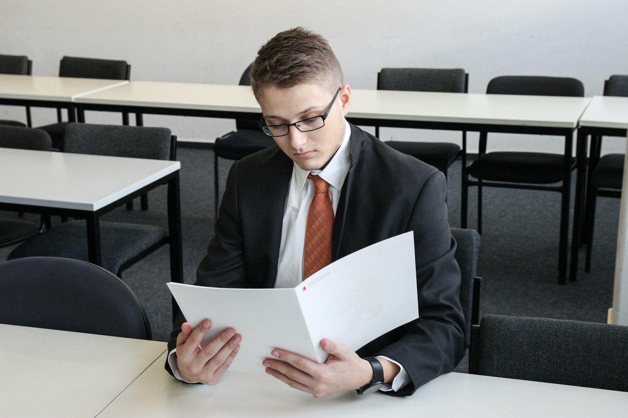 Resume with No Experience: How to Land Your First Job